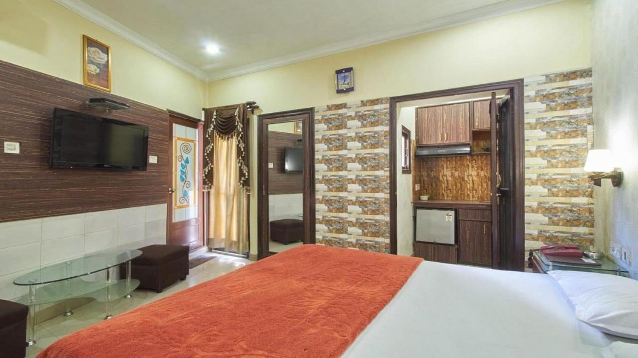 โฮเต็ล ไดมอนด์ สวีท Hotel โกลกาตา ภายนอก รูปภาพ