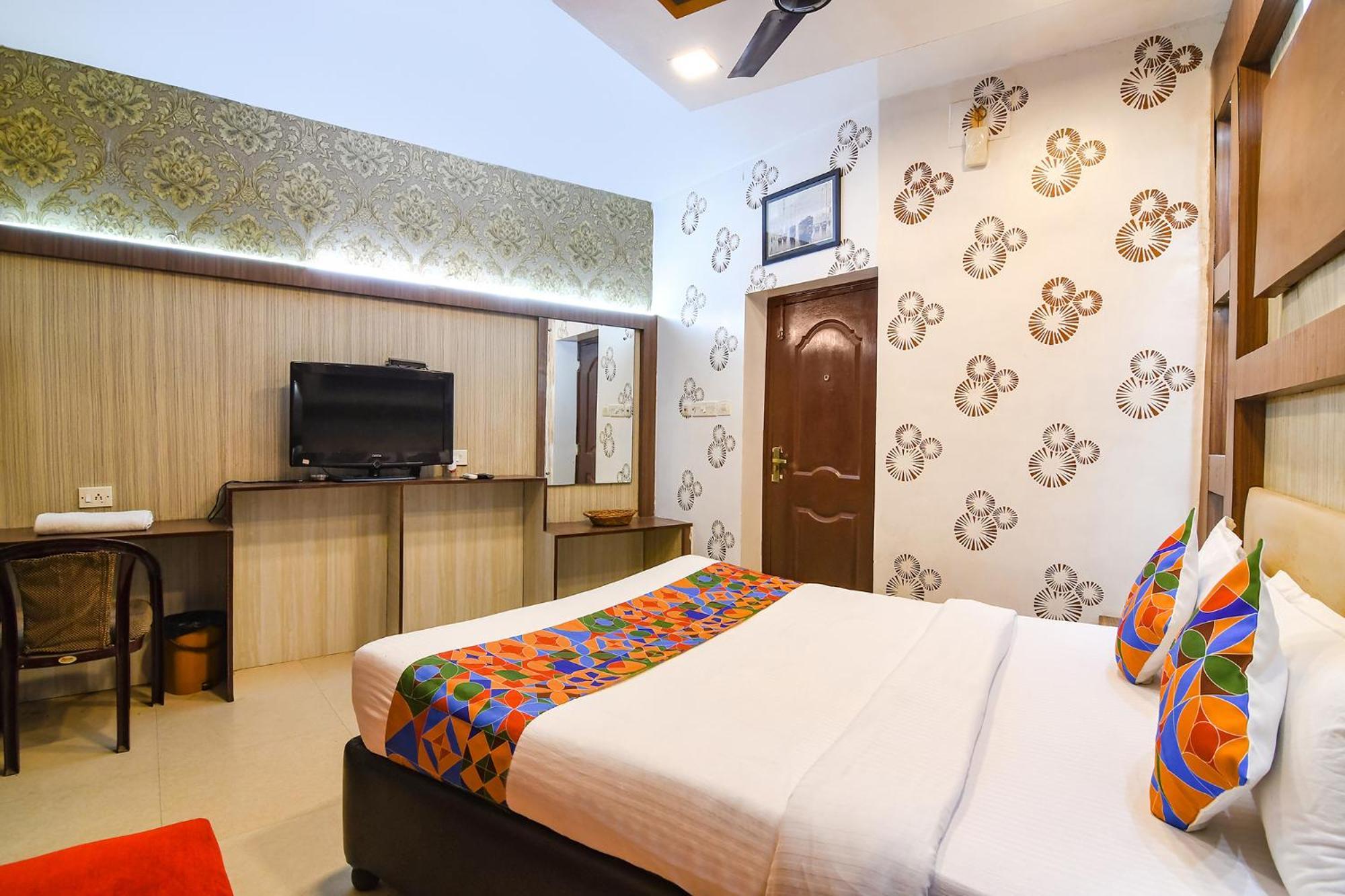 โฮเต็ล ไดมอนด์ สวีท Hotel โกลกาตา ภายนอก รูปภาพ