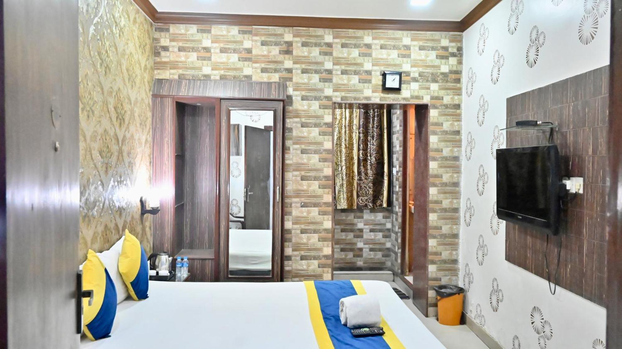 โฮเต็ล ไดมอนด์ สวีท Hotel โกลกาตา ภายนอก รูปภาพ